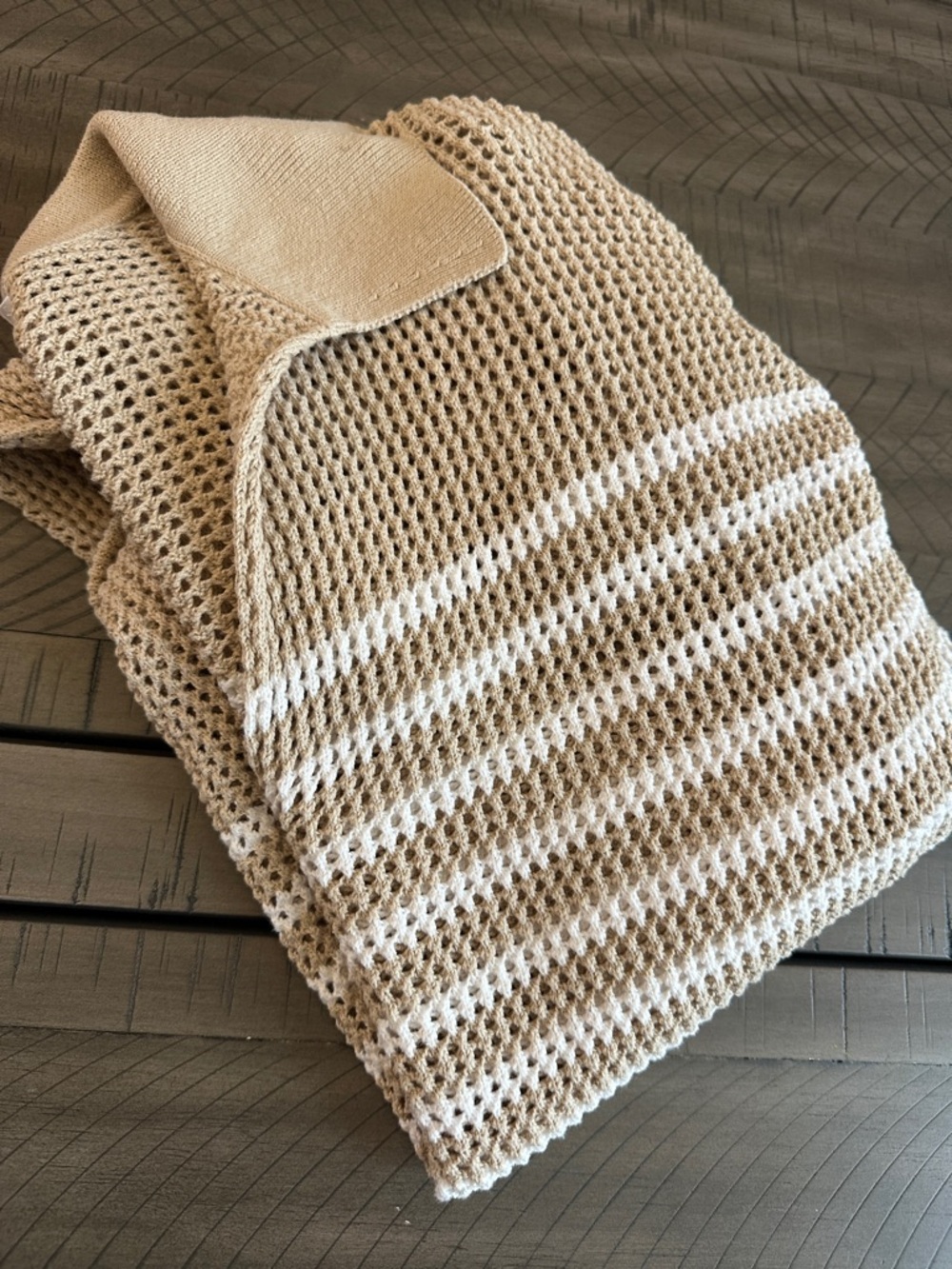 GAP Beige and White Striped Open-Knit V-Neck Polo Sweater - Picture 7 of 7